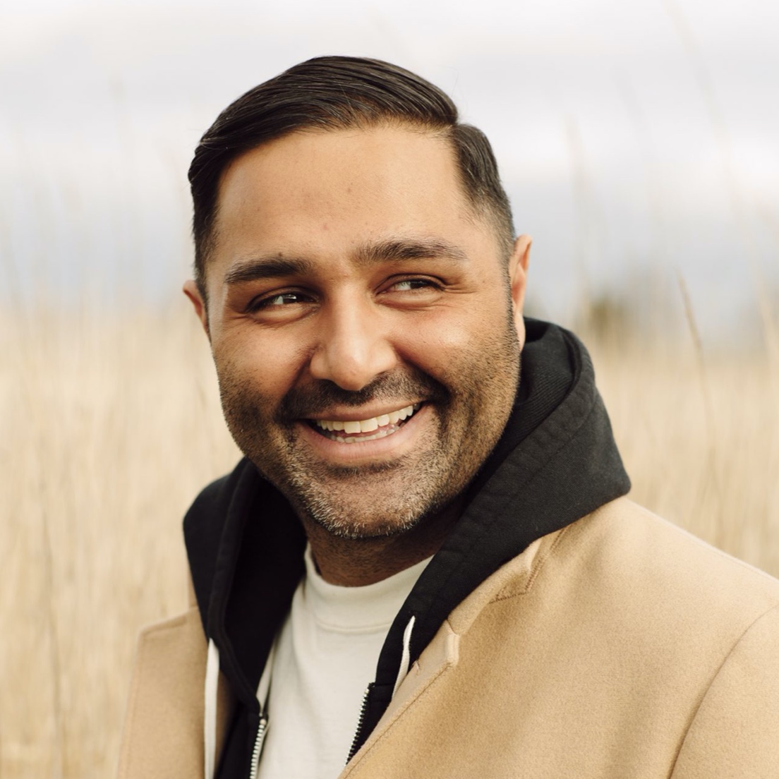 Mandesh Dosanjh headshot.